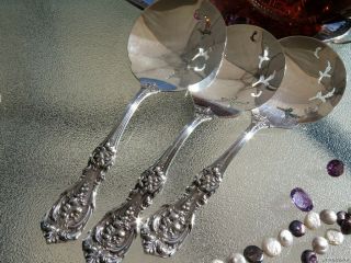 TOMATO SERVER STERLING SILVER REED BARTON FRANCIS 1 FLATWARE OLD HEAVY LARGE NM 5