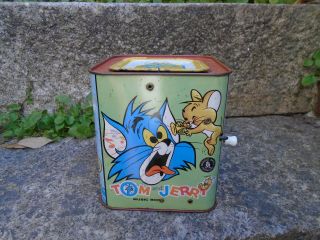Tom and Jerry Vintage Burbank Toys Jack in the Box Music Tin Mattel 1966 2