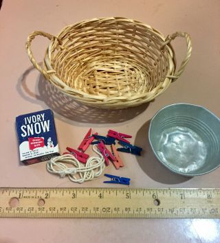 Vintage Childs Dolls Toy TIN WASHTUB IVORY SNOW SAMPLE Laundry Basket Clothespin 3