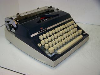 Antique 1971 Adler Model J5 Vintage German Typewriter 5