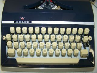 Antique 1971 Adler Model J5 Vintage German Typewriter 6