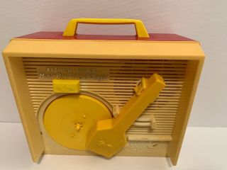 Vintage 1971 Fisher Price Music Box Record Player Complete w/ 5 Records RARE 995 2