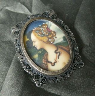 Mysterious Antique Hand Painted Miniature Ladies Portrait Pendant Brooch Frame 8