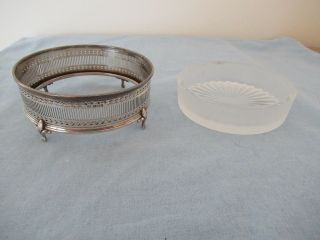 Elizabeth II hallmarked silver pierced butter dish with glass liner 2