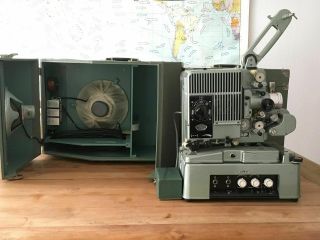 Siemens 2000 16mm Vintage Film Movie Projector With Tube Amplifier