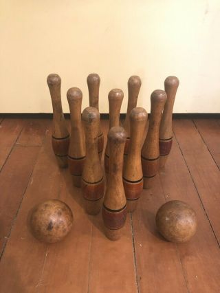 Vintage Miniature Wooden Ten Pin Bowling Game,  2 Balls
