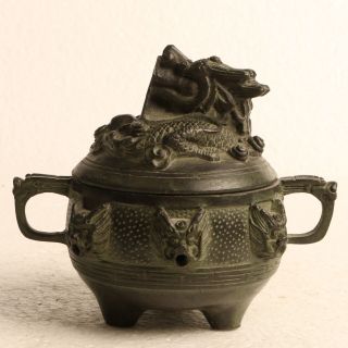 Chinese Bronze Incense Burners Carved Exquisite Dragon Incense Burners Kt0045