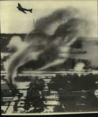 1940 Press Photo World War Ii - German Warplane Over Rena,  Norway - Mjm11585