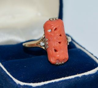 Vintage 9ct YELLOW GOLD,  Carved Floral CORAL & DIAMOND Statement Ring - Q / 8.  25 2