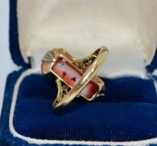 Vintage 9ct YELLOW GOLD,  Carved Floral CORAL & DIAMOND Statement Ring - Q / 8.  25 7