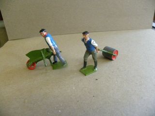 Vintage Rare Made In Britains 2 Lead Figures W Wheelbarrow & Roller Cs 1940s