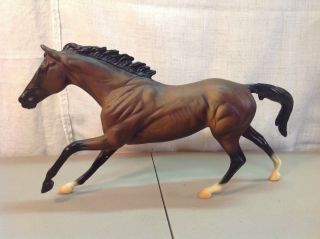 100 Authentic Large Breyer Horse