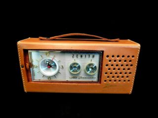 Vintage Old Gem Zenith 850 Antique 2 Color Plastic Transistor Clock Radio