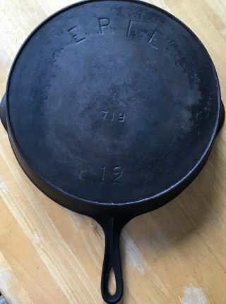 Vintage Pre - Griswold " Erie " Cast Iron Skillet 12 719 Heat Ring