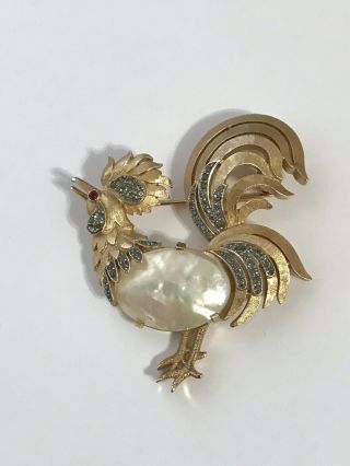 Vintage Gorgeous Rhinestone Jelly Belly Pearl Trifari Rooster Glass Brooch Pin