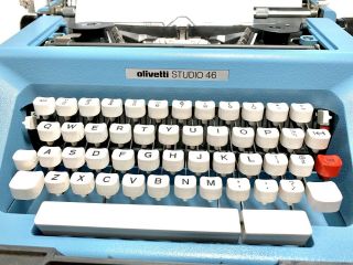 Vintage Olivetti Studio 46 Typewriter Portable Blue White Keys Case EUC 4