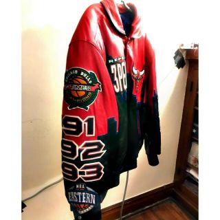 Vtg Chicago Bulls NBA Jordan Leather Jacket (J.  H.  Jeff Hamilton) 3 Peat Small 3