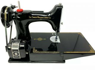 Rare 1949 Singer 221 Featherweight Sewing Machine,  Case,  Accessories 8