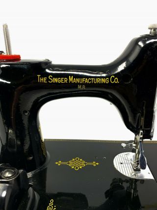 Rare 1949 Singer 221 Featherweight Sewing Machine,  Case,  Accessories 9