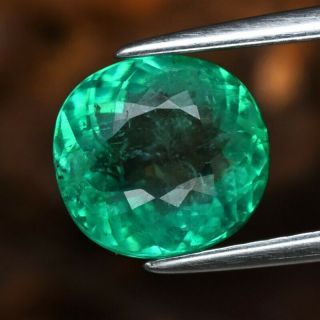 Rare 2.  01ct 8x7.  5mm Cushion Natural Green Emerald,  Ethiopia