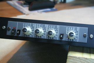 Quad Eight 82011 EQ Stereo Pair Vintage - 4