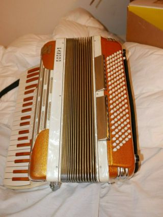 ANTIQUE / VINTAGE ITALIAN ACCORDION 