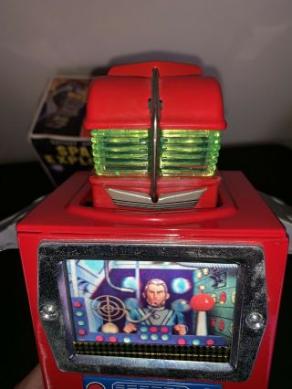 VINTAGE Yonezawa Red Space Explorer Robot Tin Battery Op Space Toy 1967 3