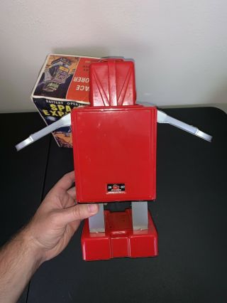 VINTAGE Yonezawa Red Space Explorer Robot Tin Battery Op Space Toy 1967 6