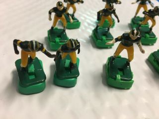 VINTAGE Tudor Table Top Game Green Bay Packers Football Team NFL Figures 2