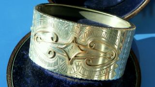 Antique Victorian Hand Engraved Gold & Silver Hinged Bangle C1870