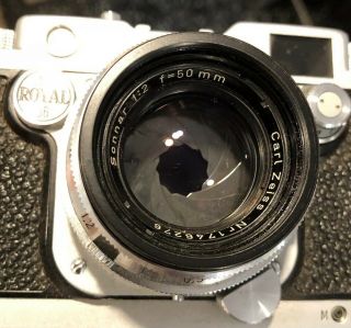 Robot Royal 36 with Zeiss Sonnar 50mm F2 lens,  rare and 9