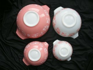 Vintage Pink Pyrex Gooseberry Cinderella Mixing Bowl Set