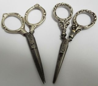 2 Decorative Pairs Of English Antique Solid Sterling Silver Sewing Scissors