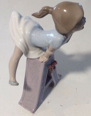 Lladro 5145 A is for Amy School Girl Vowel RARE PERFECT 2