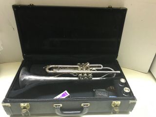 Vintage Frank Holton Co.  Elkhorn Wi Silver Trumpet Hard Case H - C