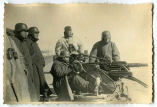 Ww2 Archived Photo German Troops With Flak Anti Aircraft Gun