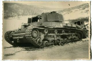 Ww2 Archived Photo Remains Of Hungarian Turan 40m Tank