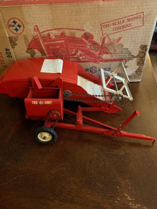 Vintage Tru Scale 406 Combine Tractor Attachment w/ Box Hard to Find Red 4