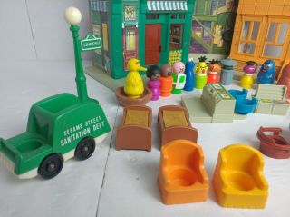 Vintage Fisher Price Little People Play Family Sesame Street House 938 Complete 2