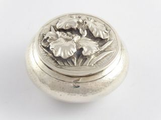 Lovely Antique Chinese Export Solid Silver Pill Snuff Box Luen Wo C1890 40 G