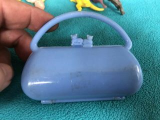 Rare VINTAGE EMBOSSED TOY BLUE HARD PLASTIC DOLL CHILD ' S PURSE W KITTENS CATS 2