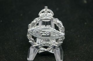 Ww2 Royal Canadian Armoured Corps Cap Badge