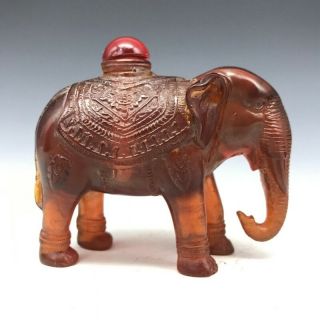 3.  3 " Old Collect Rare Elephant Amber Snuff Bottles