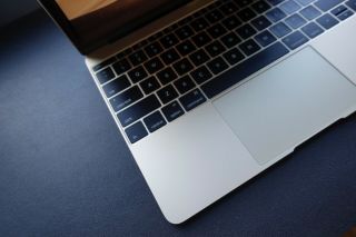 Apple MacBook 12  256 GB Gold Laptop - MLHE2LL/A (April,  2016) - Rarely 3
