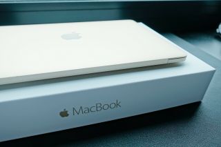 Apple MacBook 12  256 GB Gold Laptop - MLHE2LL/A (April,  2016) - Rarely 6
