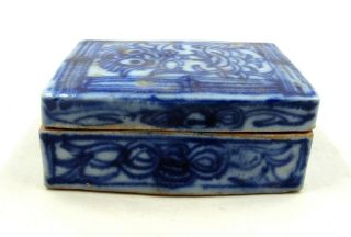 Authentic Ancient Chinese Republic Era Decorated Porcelain Box W/ Lid - B195