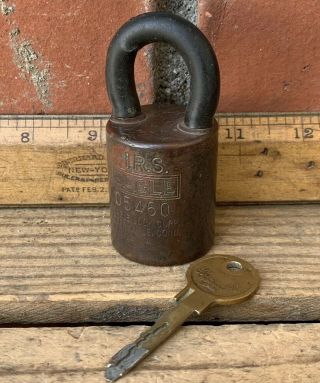 Rare Vintage Eagle High Security Brass Barrel Padlock I.  R.  S.  Whisky Lock W/key