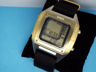 Non Vintage Seiko Digital Watch Agam702 Bond G757 Design Reissue Roger Moore