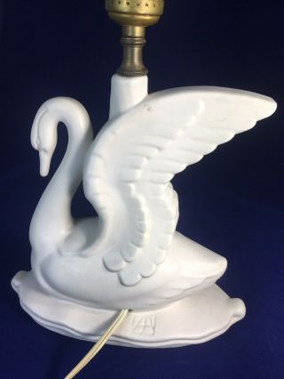 VINTAGE MID CENTURY VAN BRIGGLE LAMP REGAL SWAN.  GREAT 5