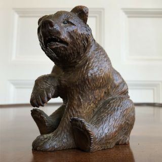 An Antique Charming Black Forest Carved Wood Bear,  19th Century.  13cm High. 11